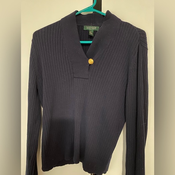 Sweaters - Picture 1 of 2